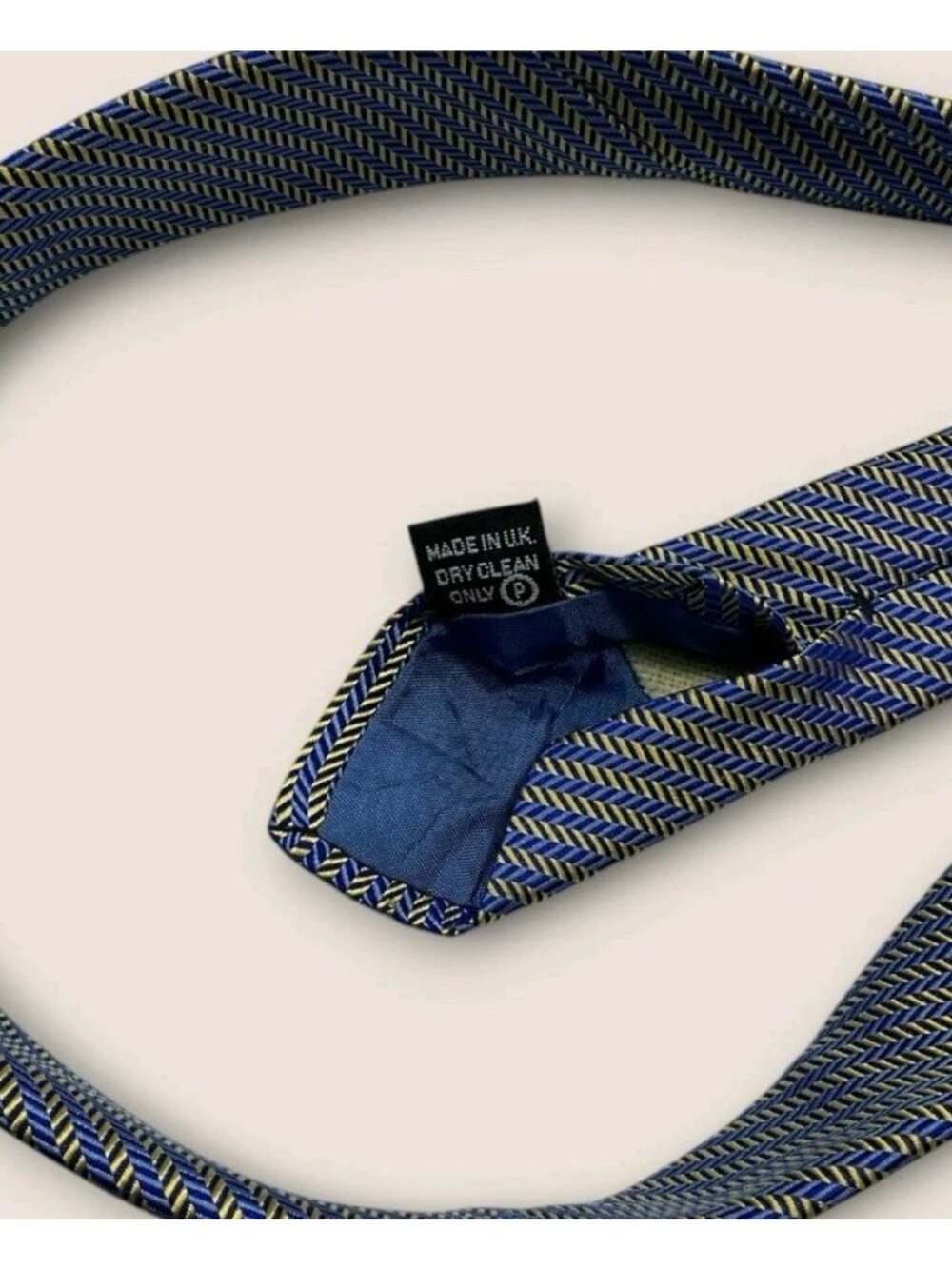CHARLES TYRWHITT Silk Tie ENGLAND Changing Blue Gold Herringbone W:3.7" EUC - Picture 4 of 6